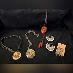 Mixed Jewelry Lot